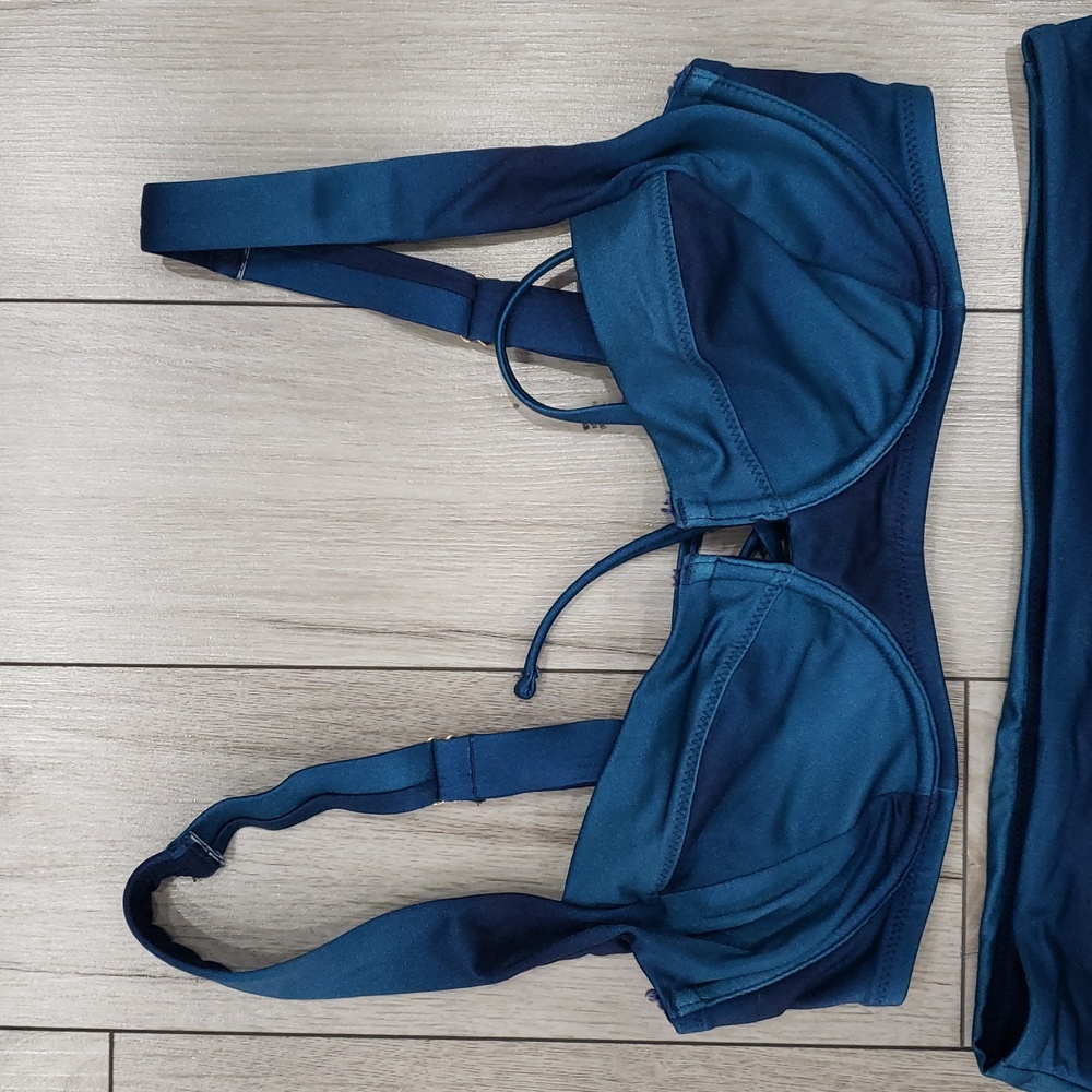 NWOT Victoria's Secret Bikini - Picture 2 of 9
